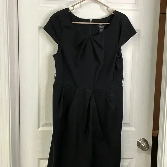 Black dress by joei & i - Picture 1 of 8